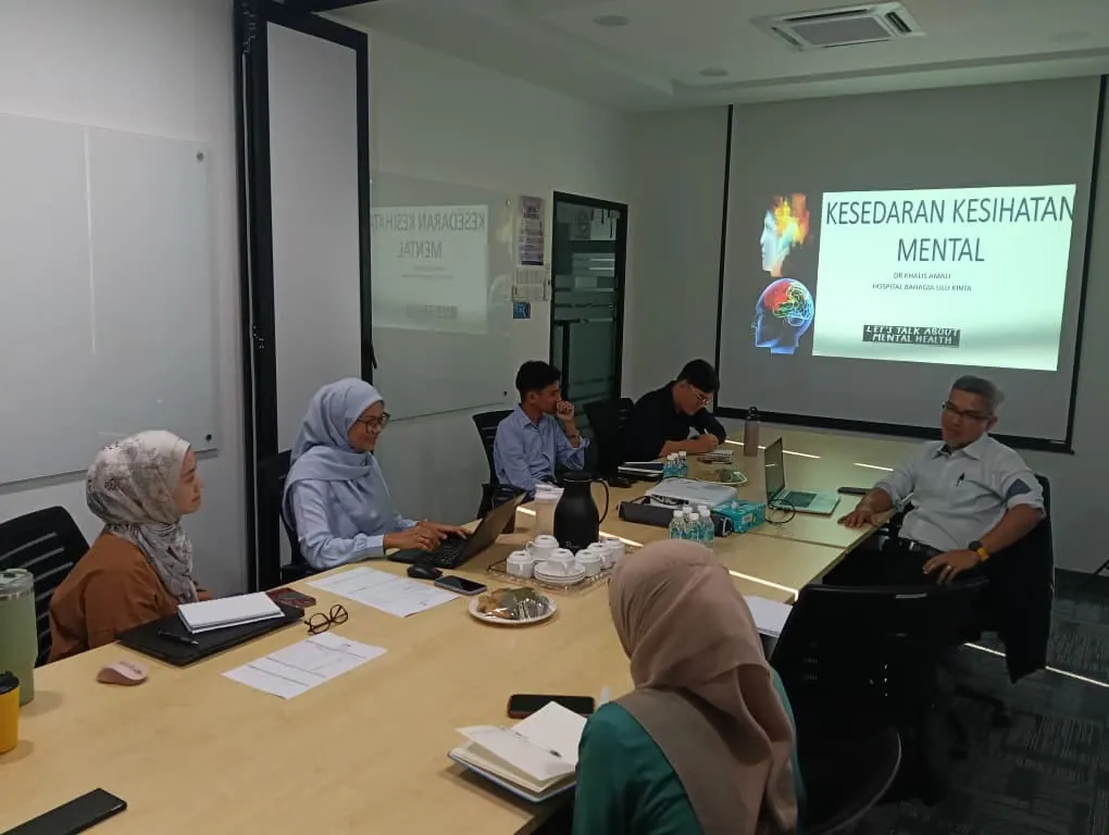 Roundtable mental health awareness session at Ipoh Sentral